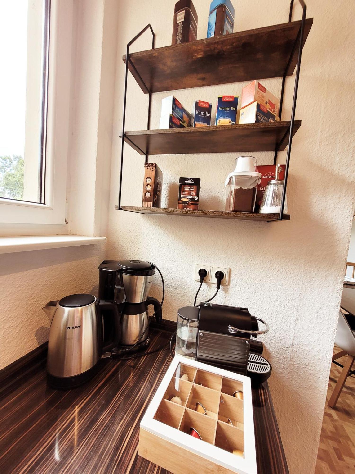 Apartment Duplex Ullstein- 4 Bedrooms, 2 Bathrooms, Living Room, 2 Parking Spaces, Boxspringbeds, Family & Business Apartment! Berlin