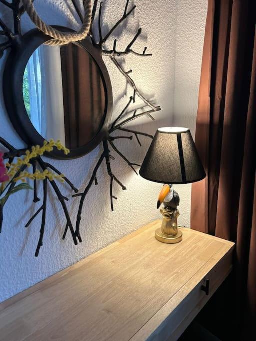 Duplex Ullstein- 4 Bedrooms, 2 Bathrooms, Living Room, 2 Parking Spaces, Boxspringbeds, Family & Business Apartment! Apartment